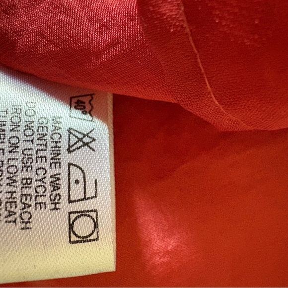 Violet & Claire Coray Sleeveless Top - Picture 5 of 5